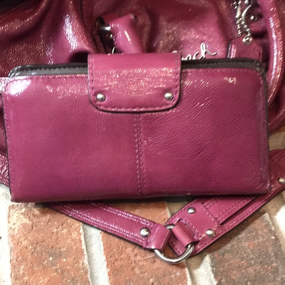 Coach purse and matching wallet used but in good condition - Picture 12 of 12